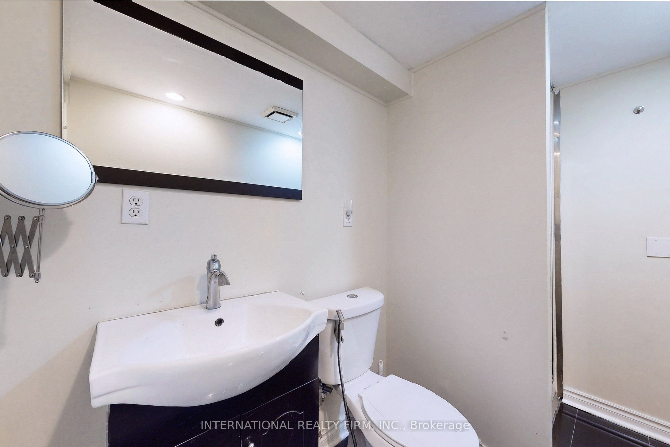 60 Hanson Road, #62