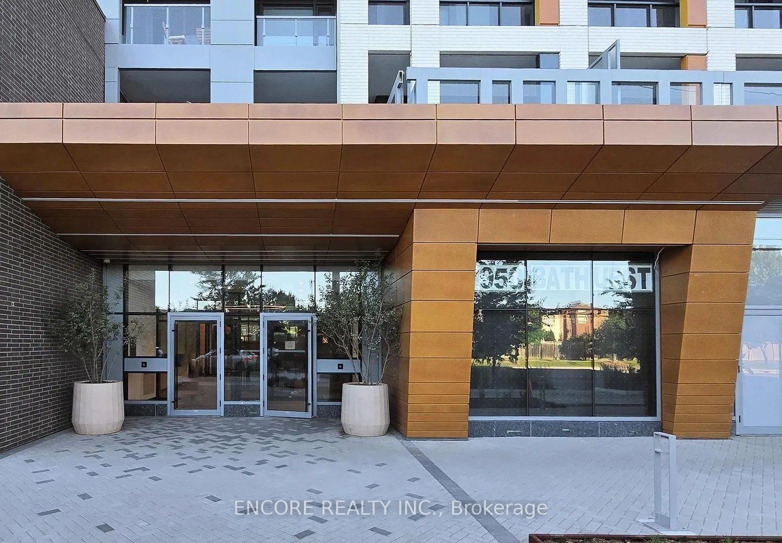 1 Bedroom Condo at 7950 Bathurst,  Vaughan For sale