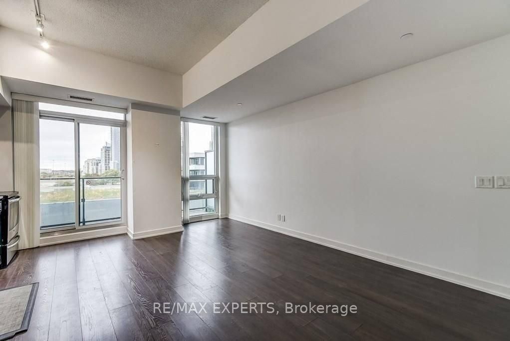 2220 Lake Shore Boulevard W, #608