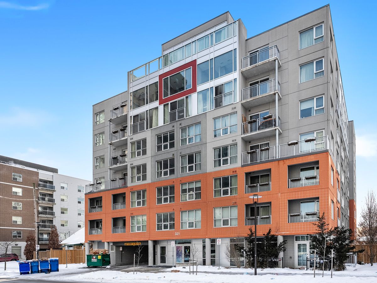 321 Spruce Street 709