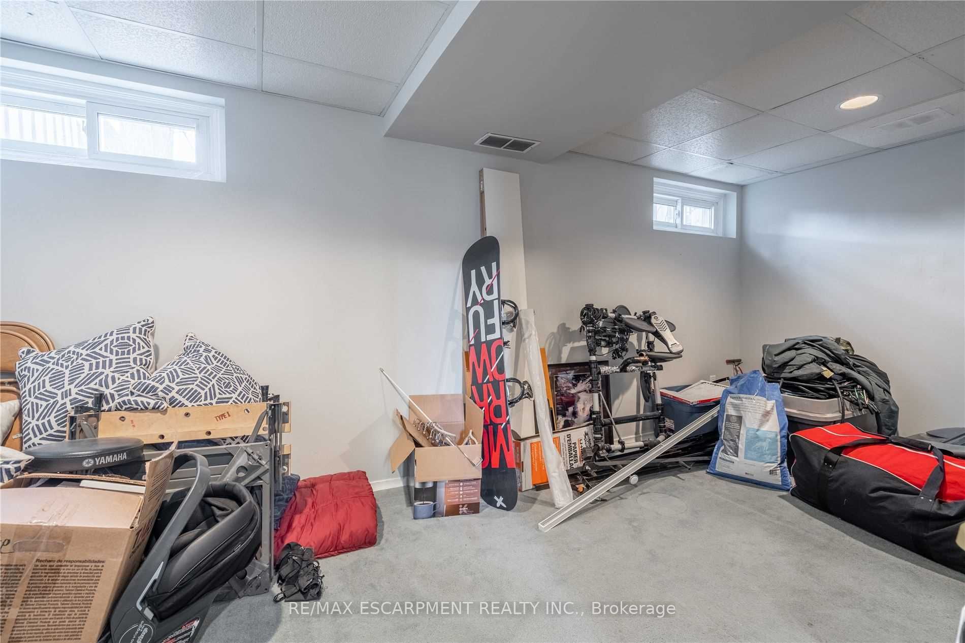 3 Bedrooms Condo at 500 Stone Church,  Hamilton For sale