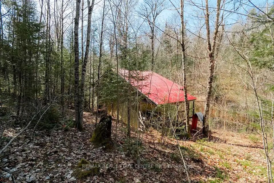 34 Laurentian