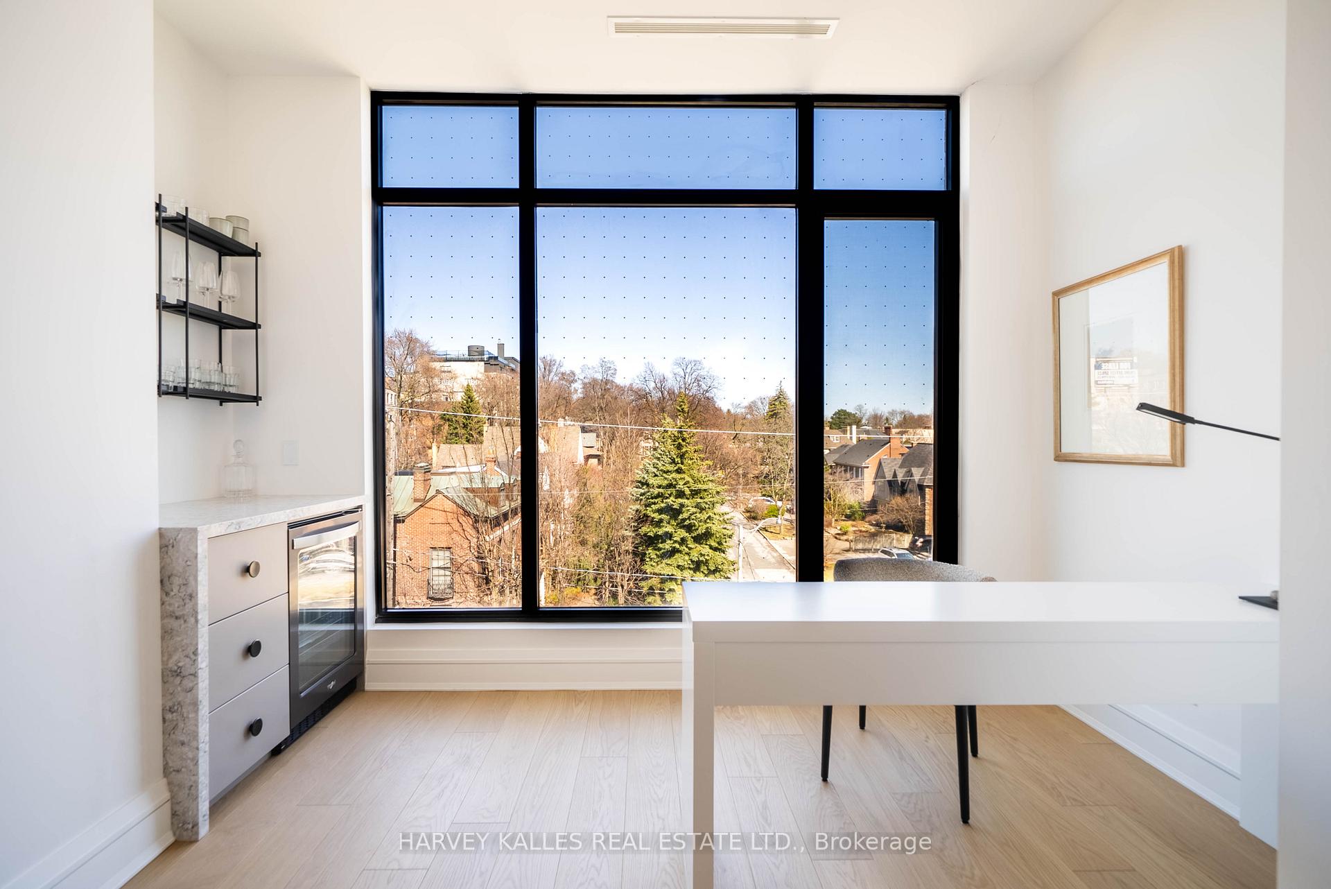 2010 Bathurst Street 4D