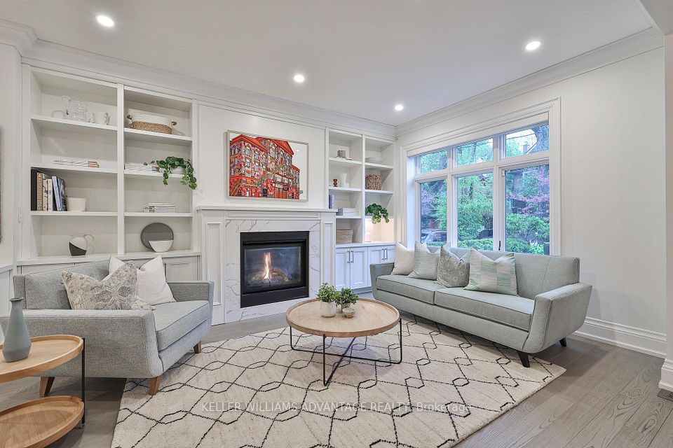 37 Farnham Avenue, Toronto, ON M4V 1H6