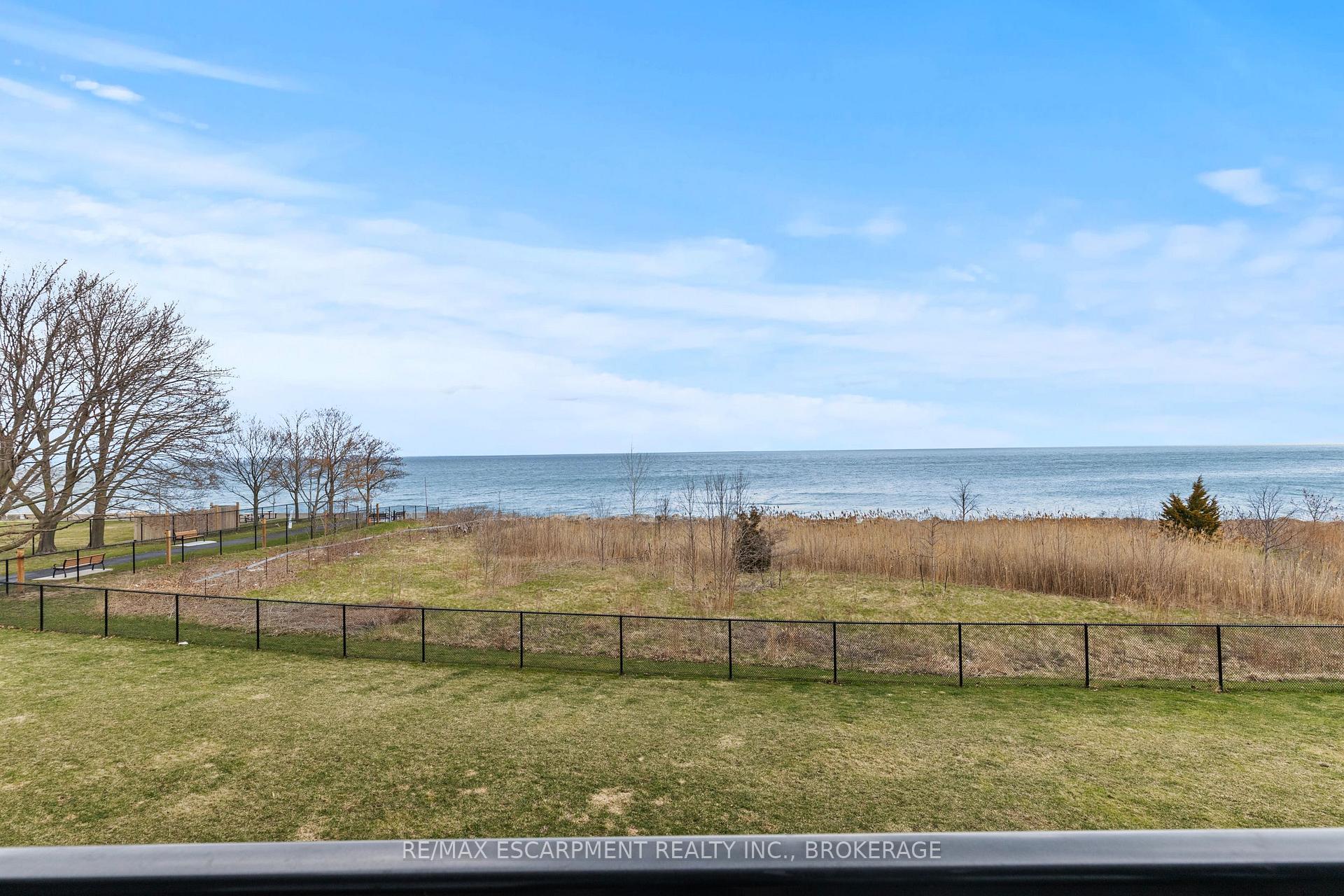 1 Bedroom Condo at 35 Southshore, Hamilton For sale