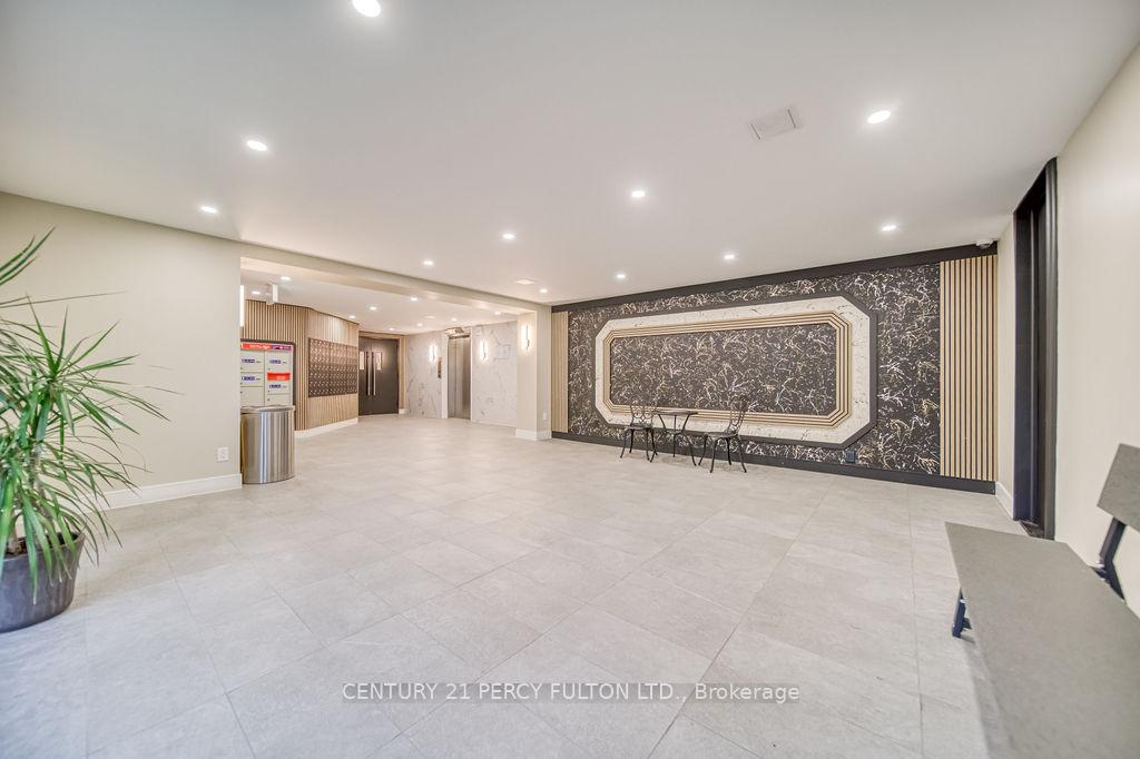 1 Bedroom Condo at 921 Midland, Toronto For sale