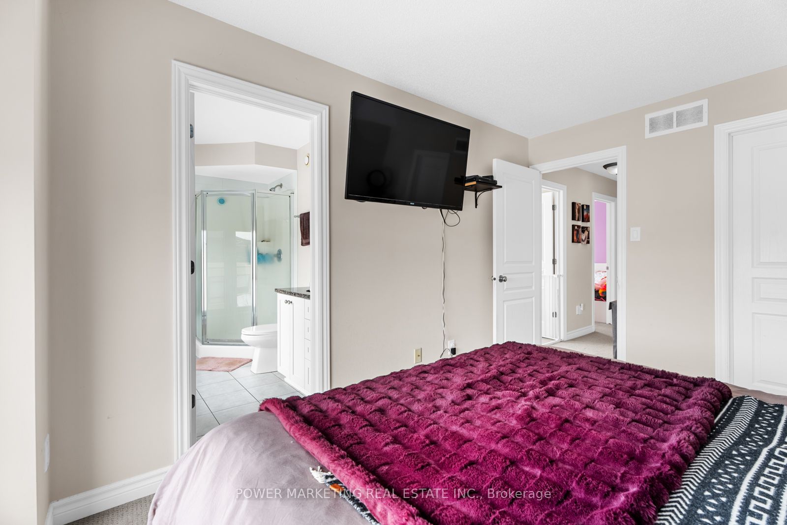 135 Wild Senna Way, Barrhaven, ON K2J 5Z7