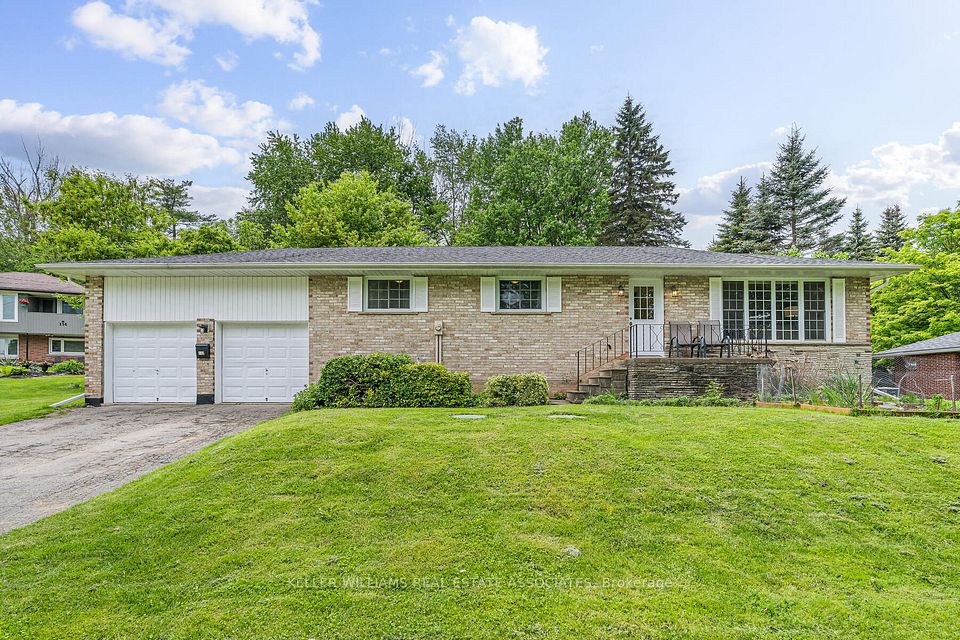 112 Park Street, Halton Hills, ON L7G 2V4