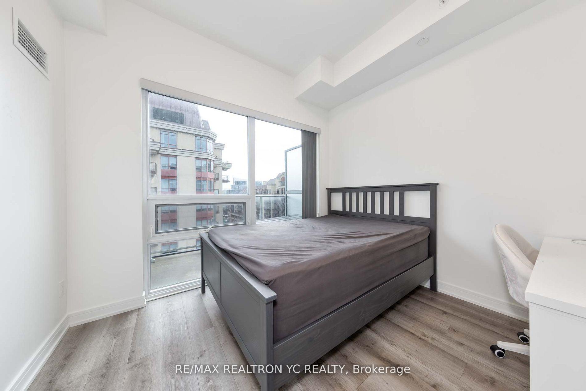 2 Bedrooms Condo at 621 Sheppard, Toronto For sale