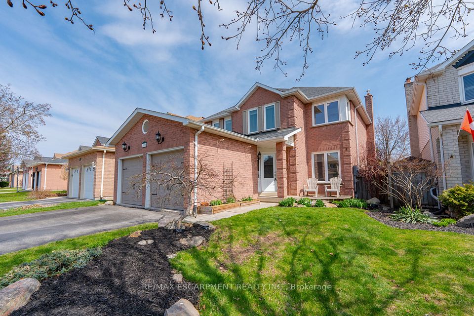 2485 Newport Street, Burlington, ON L7M 3X7