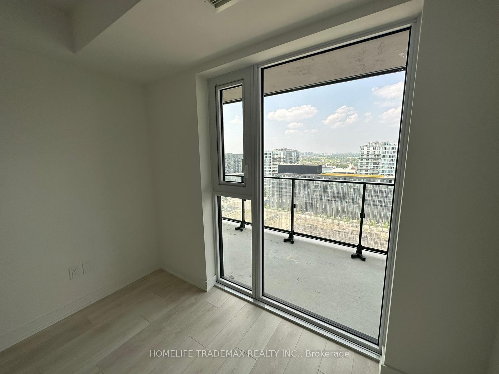 1 Bedroom Condo at 8 Tippett,  Toronto For sale