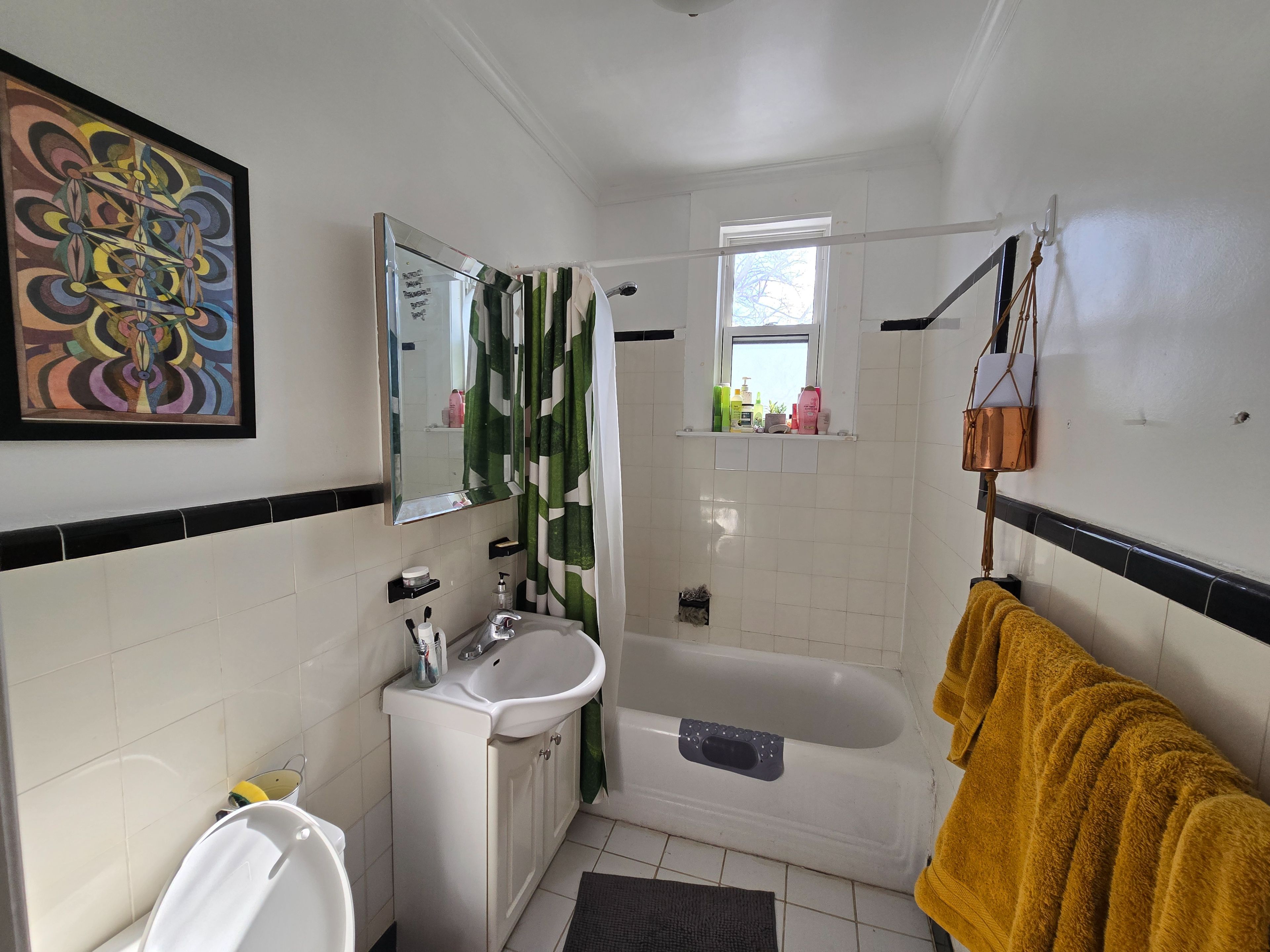 404 Spadina Road 405