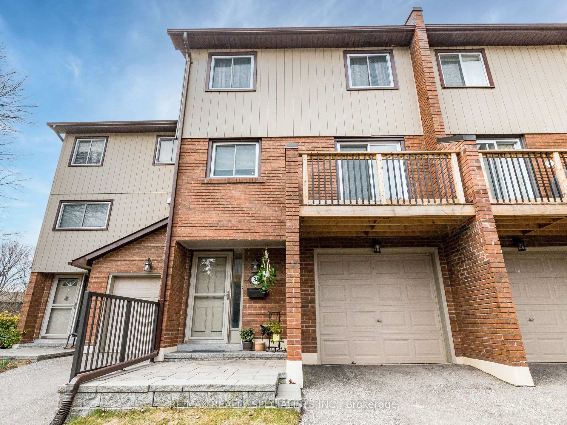 3 Bedrooms Condo at 1764 Rathburn,  Mississauga For sale