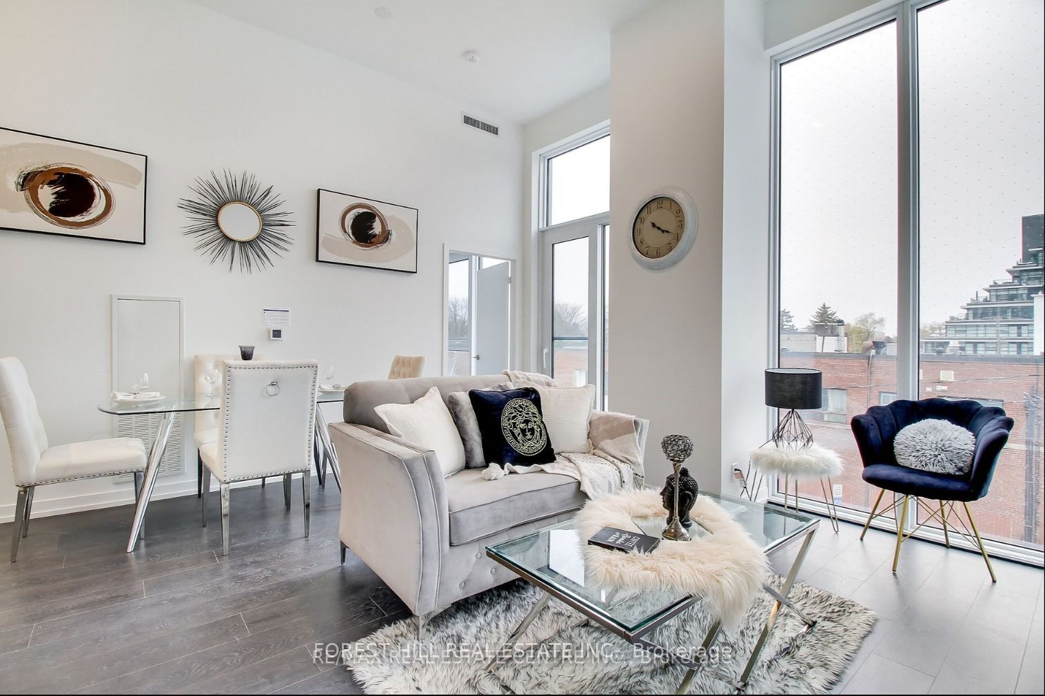 2020 Bathurst Street, #211