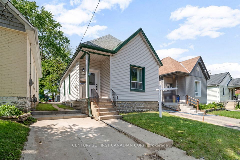 330 Salisbury