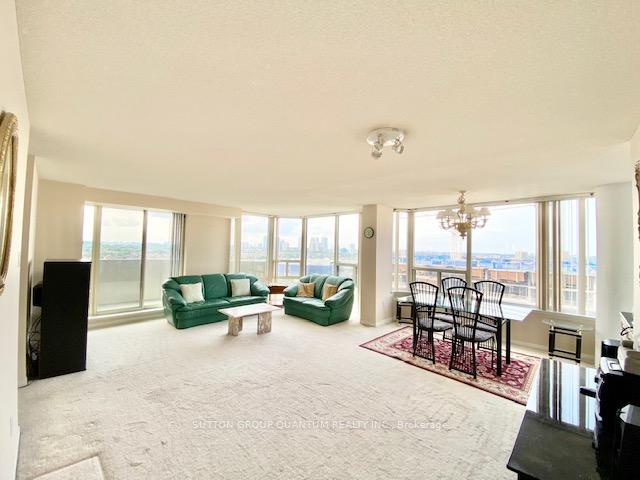 2 Bedrooms Condo at 330 Rathburn,  Mississauga For sale