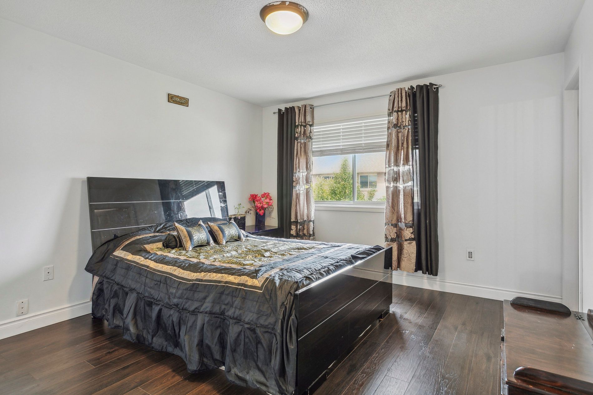 29 Narrow Valley Crescent