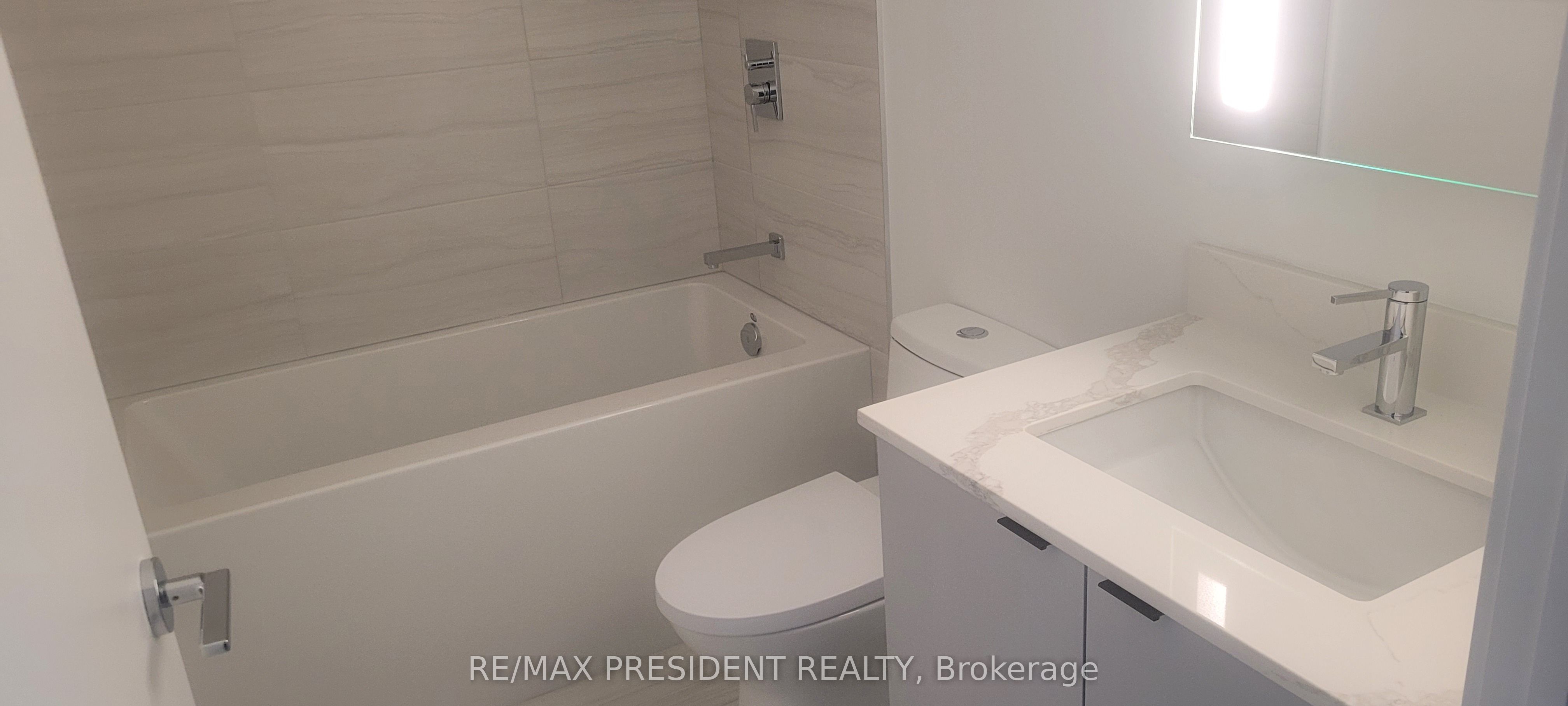 1182 King Street W, #321