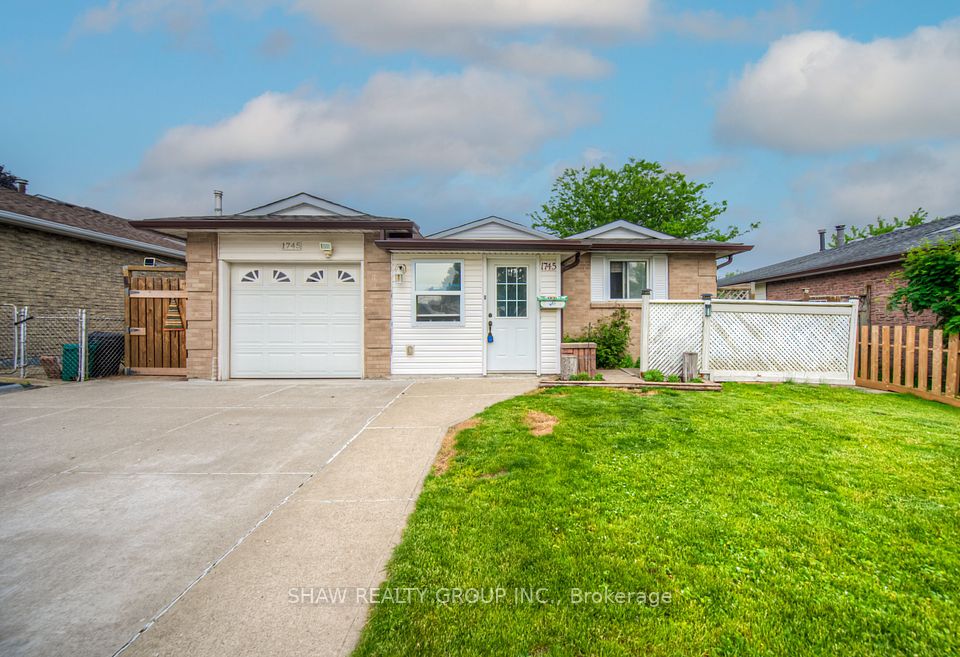 1745 Briarwood
