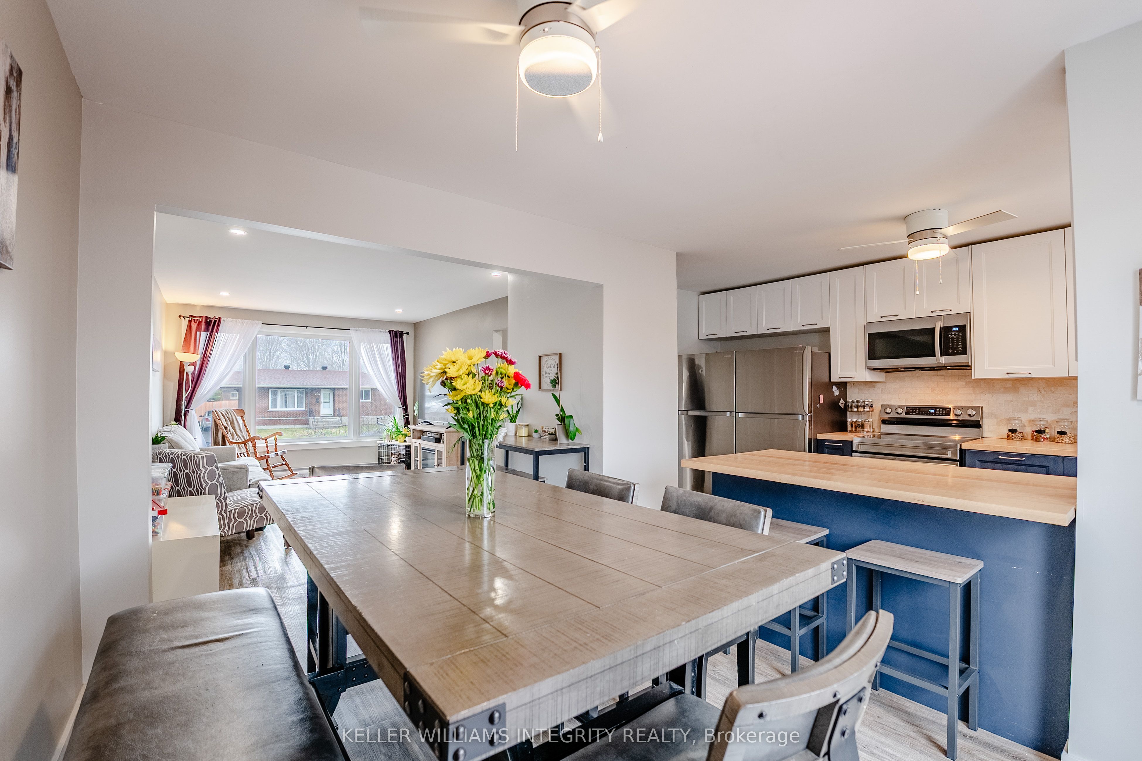718 Glengarry Boulevard, Cornwall, ON K6H 6E7