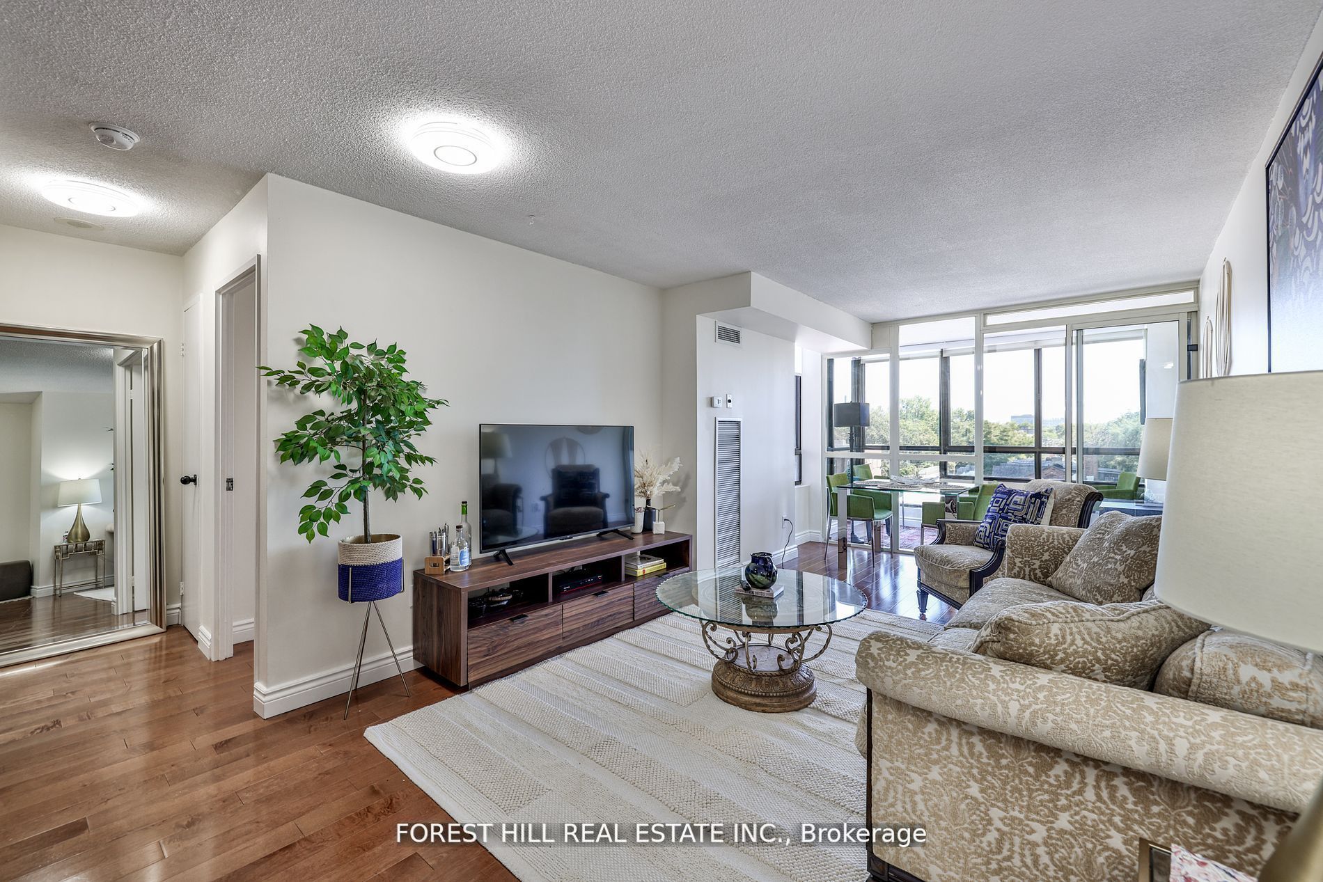 117 Gerrard Street, #503