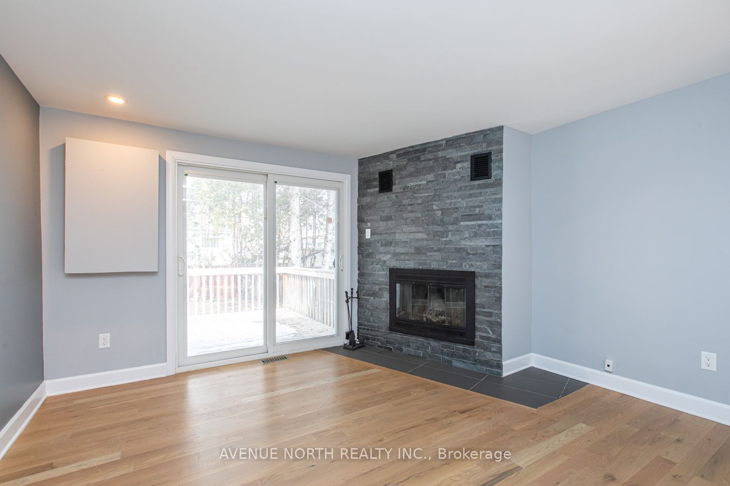 44 LAZY NOL Court, StittsvilleMunsterRichmond, ON K2A 1T5