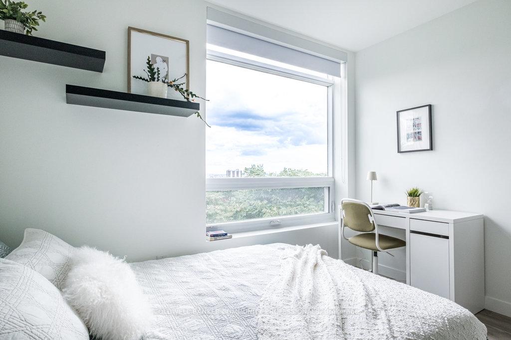 2 Bedrooms Condo at 467 Charlton, Hamilton For sale
