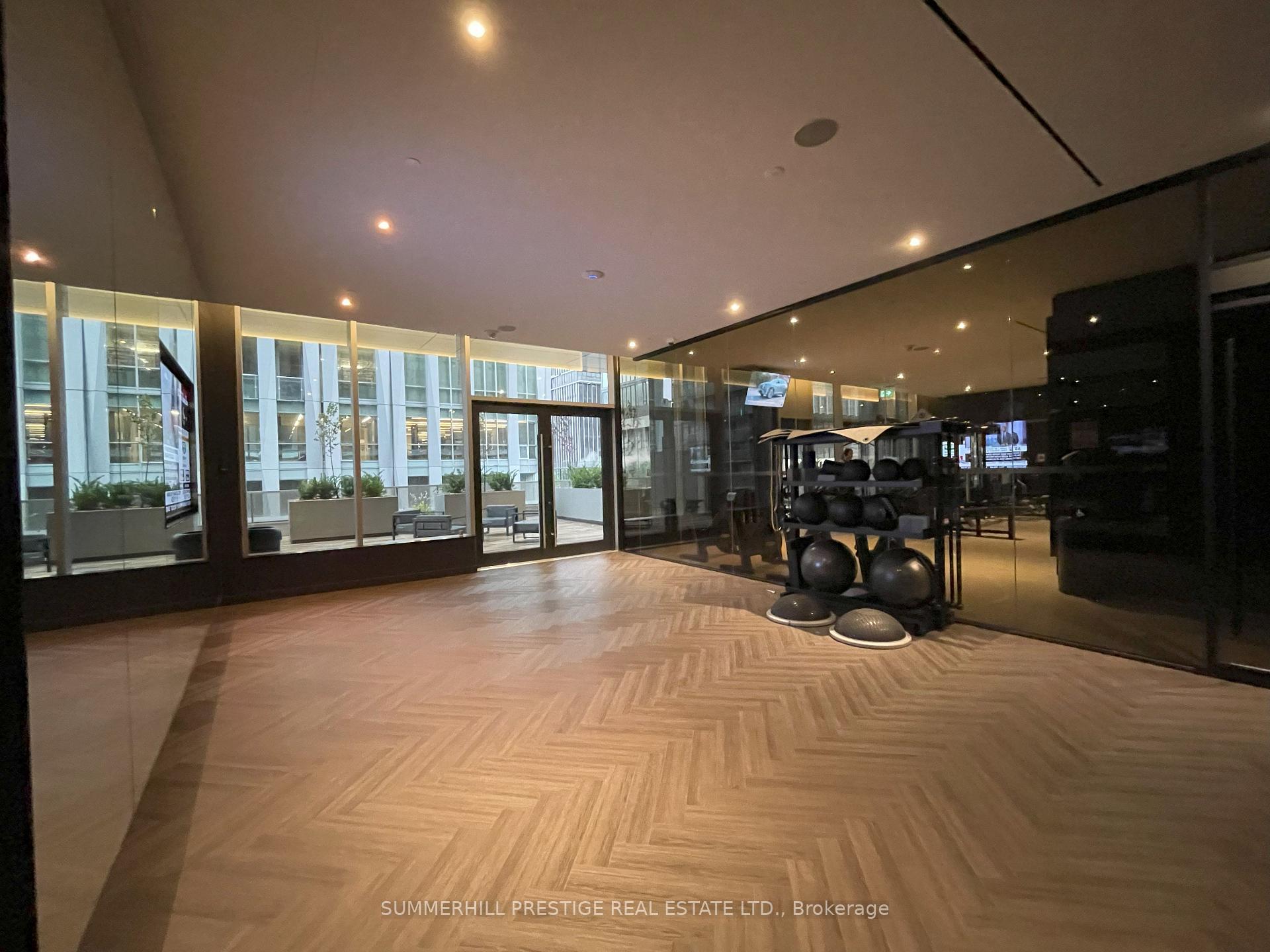 2 Bedrooms Condo at 11 Yorkville, Toronto For sale