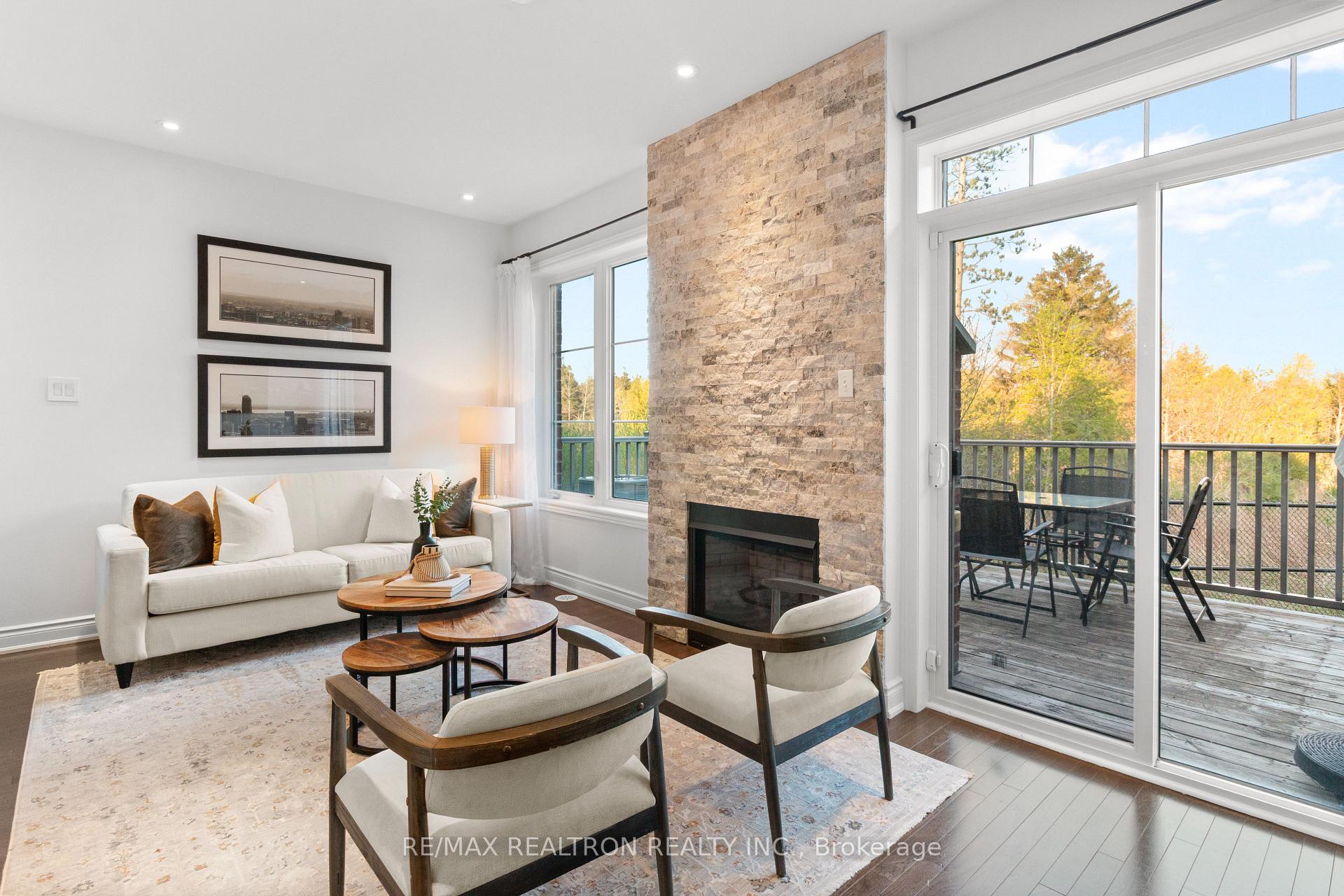 4 Bedrooms Condo at 1331 Major Mackenzie, Vaughan For sale