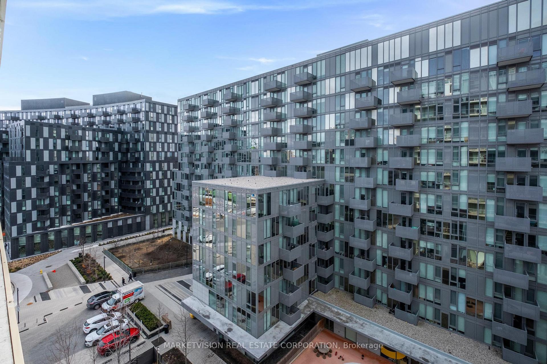 2 Bedrooms Condo at 565 Wilson,  Toronto For sale