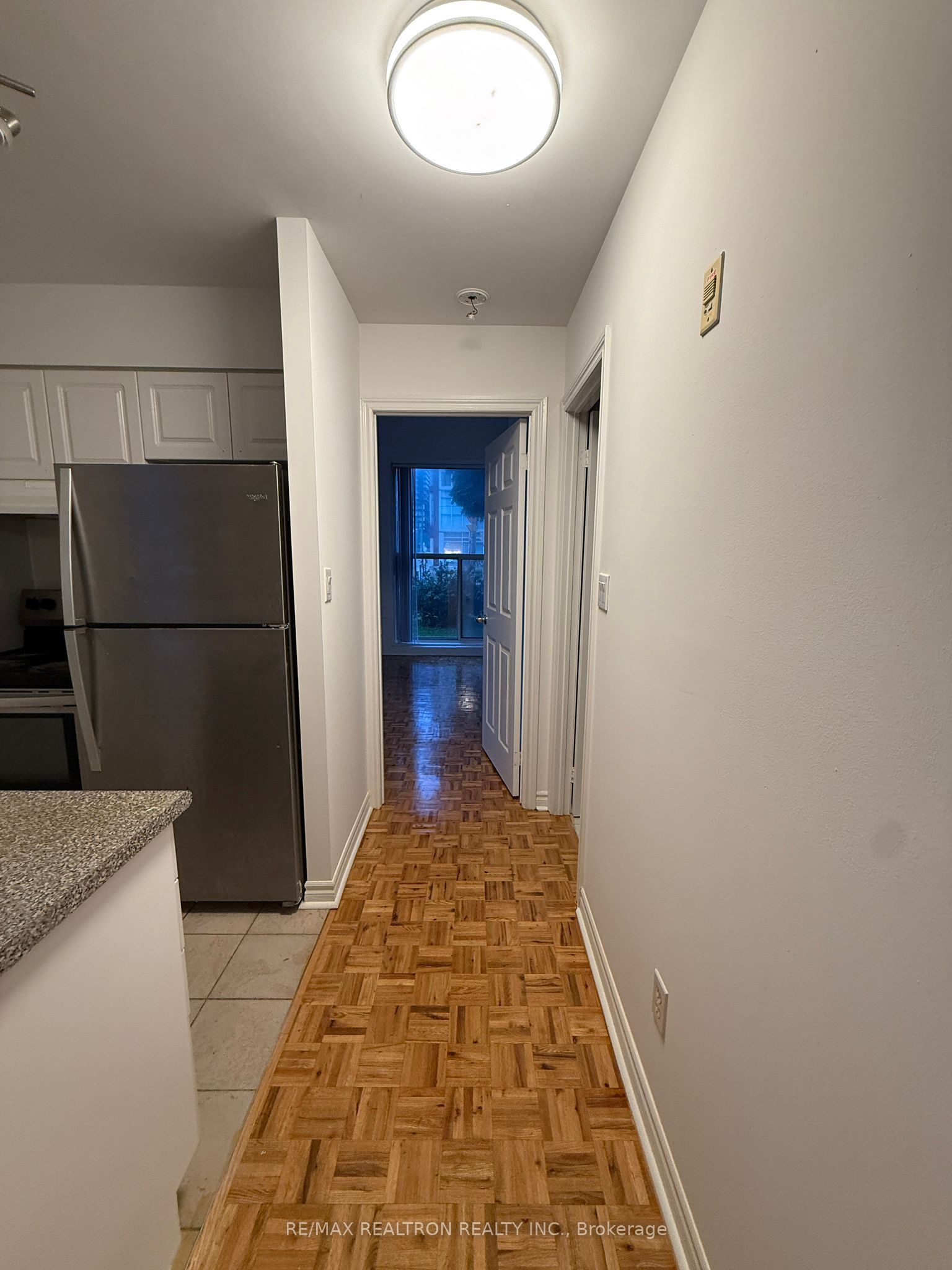 1401 Dupont Street, #122