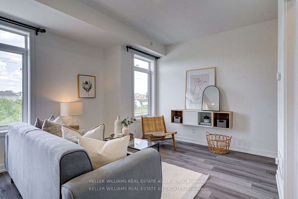Property at #307 - 3058 Sixth Line, Oakville, ON L6M 1P8
