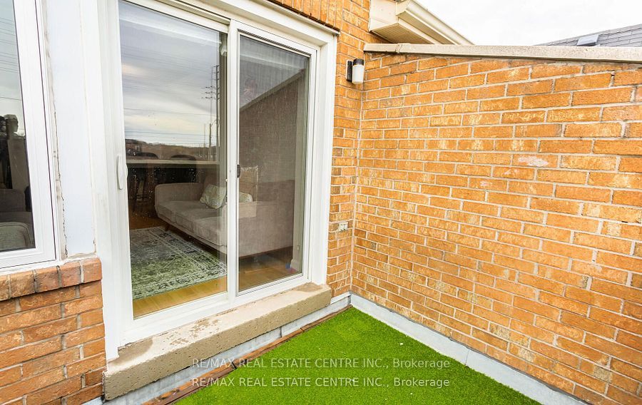 45 Bristol Road E, #68