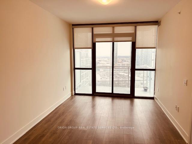 2 Bedrooms Condo at 2908 Highway 7,  Vaughan For sale