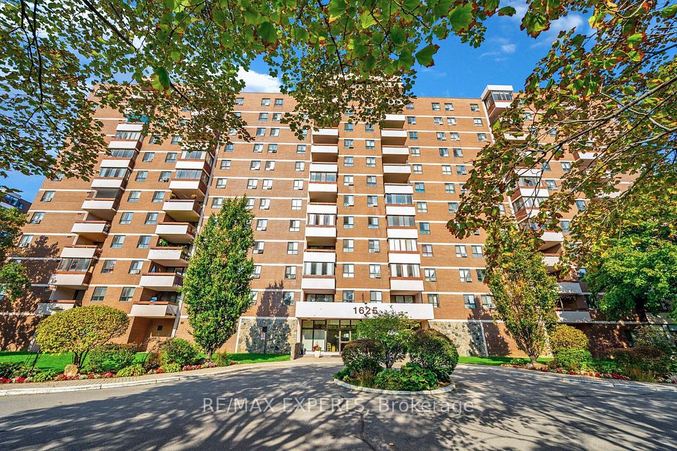 #924 - 1625 Bloor Street, Mississauga, ON L4X 1S3