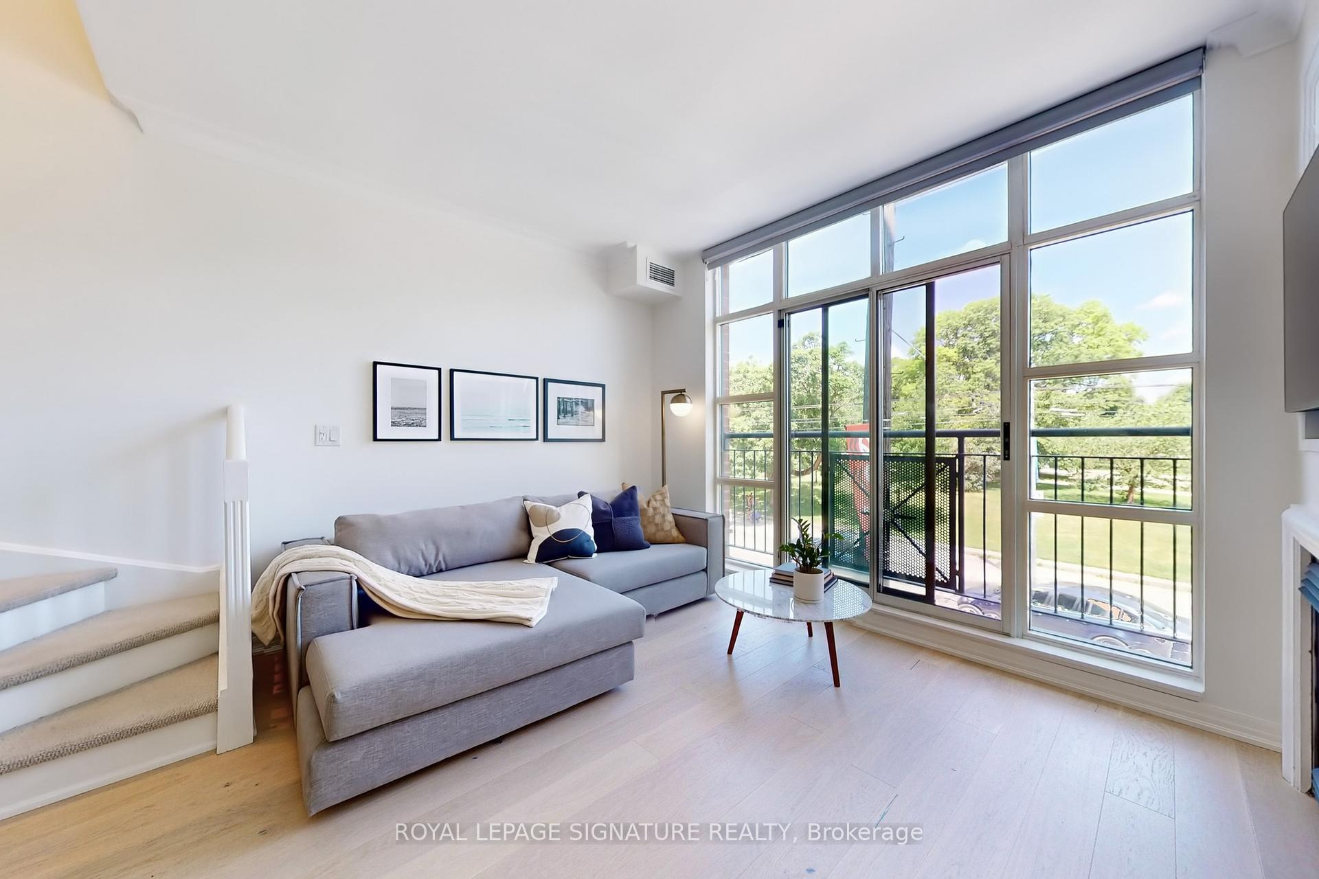 2 Bedrooms Condo at 901 Queen, Toronto For sale