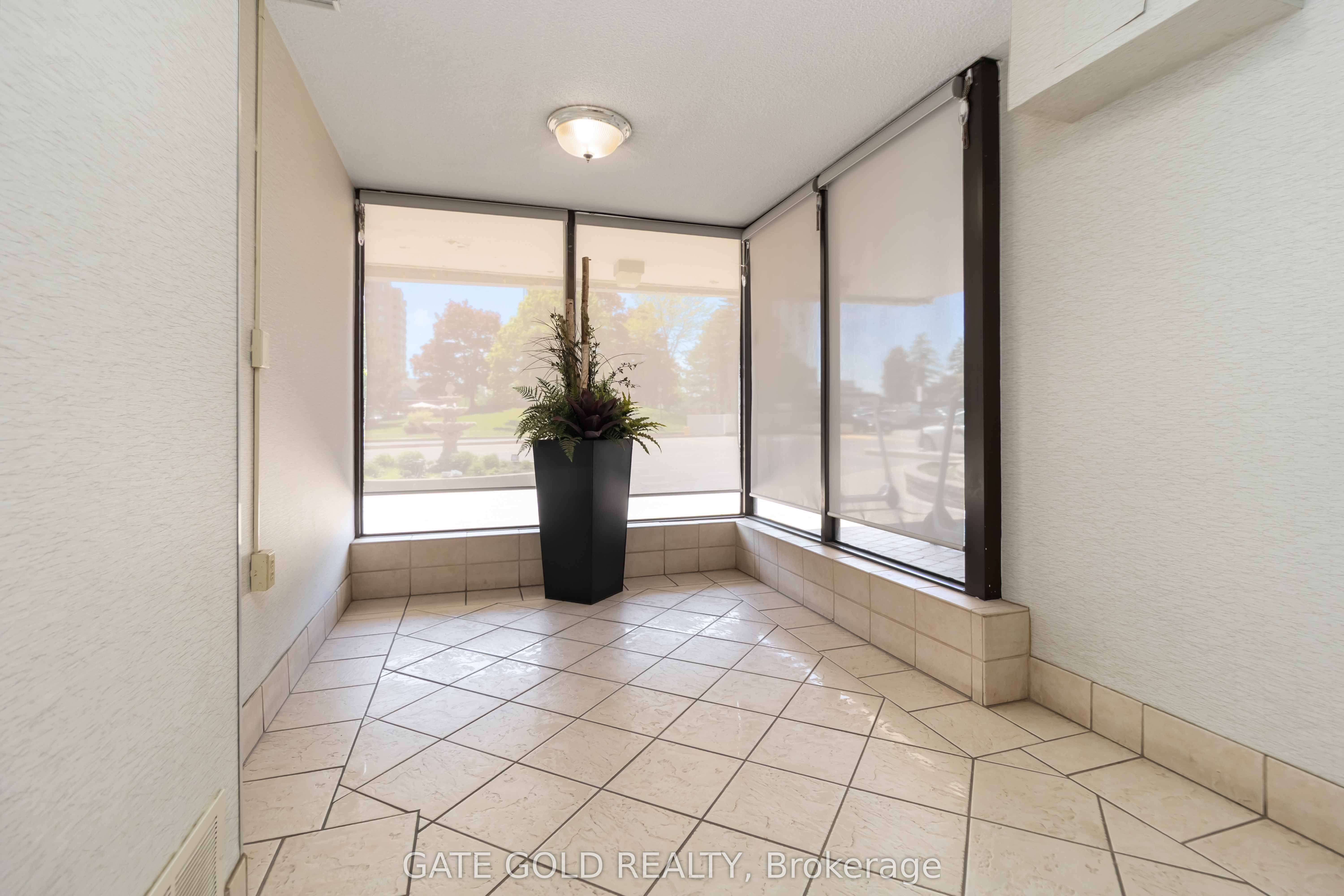 18 Knightsbridge Road, #2510