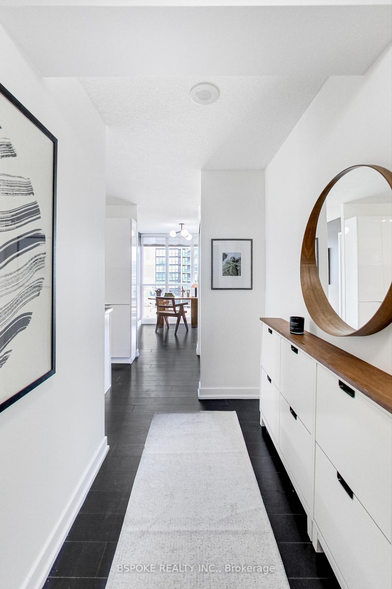 2 Bedrooms Condo at 15 Iceboat, Toronto For sale
