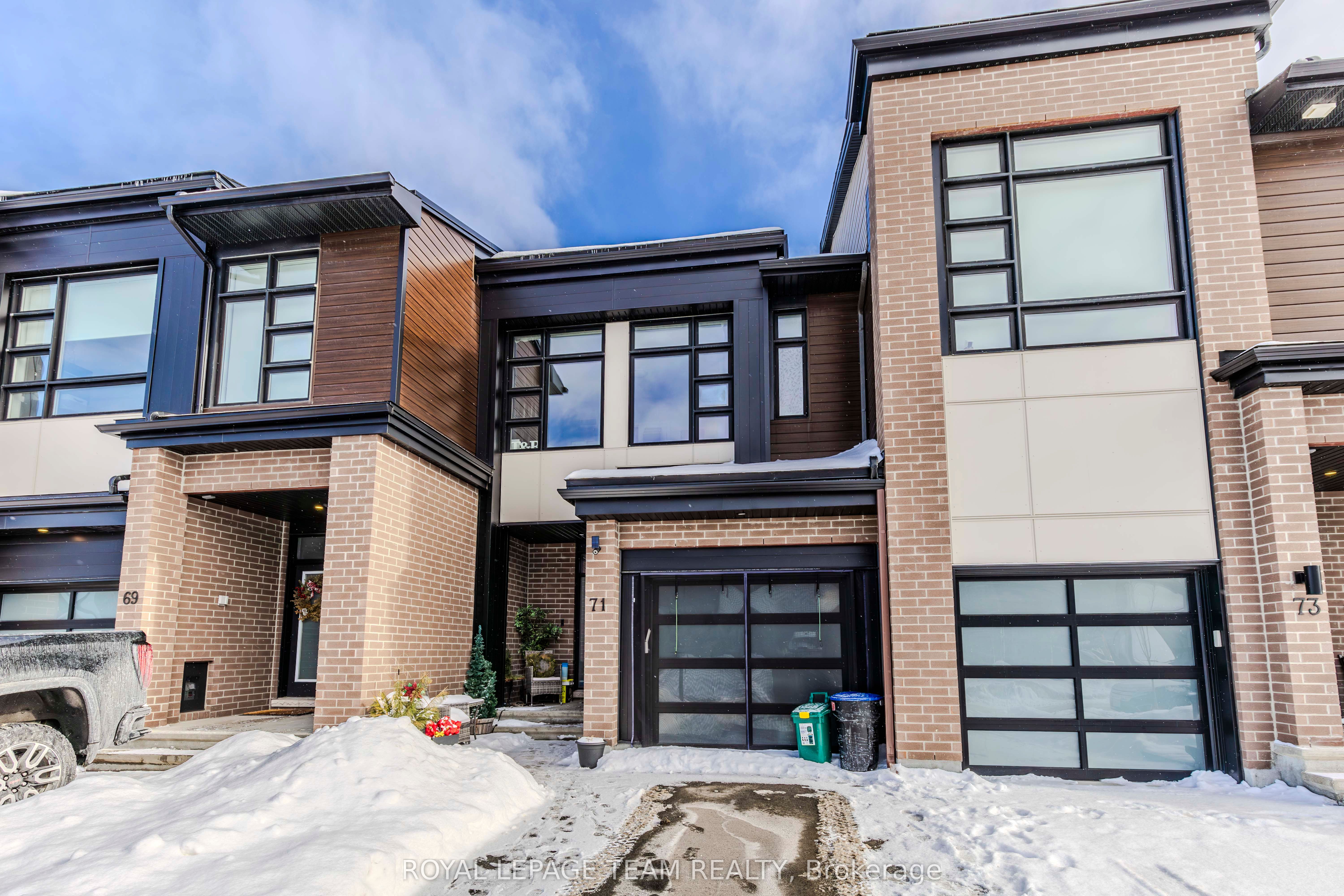 71 CANVASBACK Ridge, Blossom Park - Airport and Area 2602 - Riverside South/Gloucester Glen