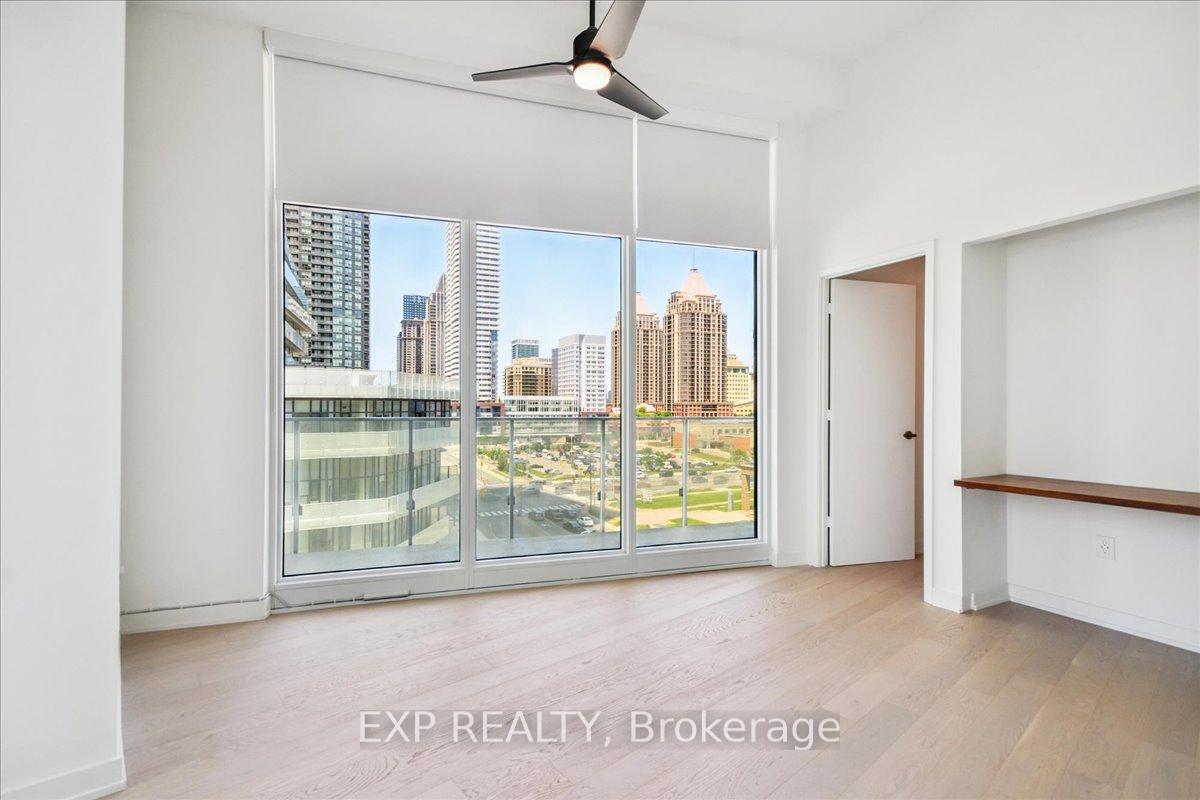 1 Bedroom Condo at 3883 Quartz, Mississauga For sale
