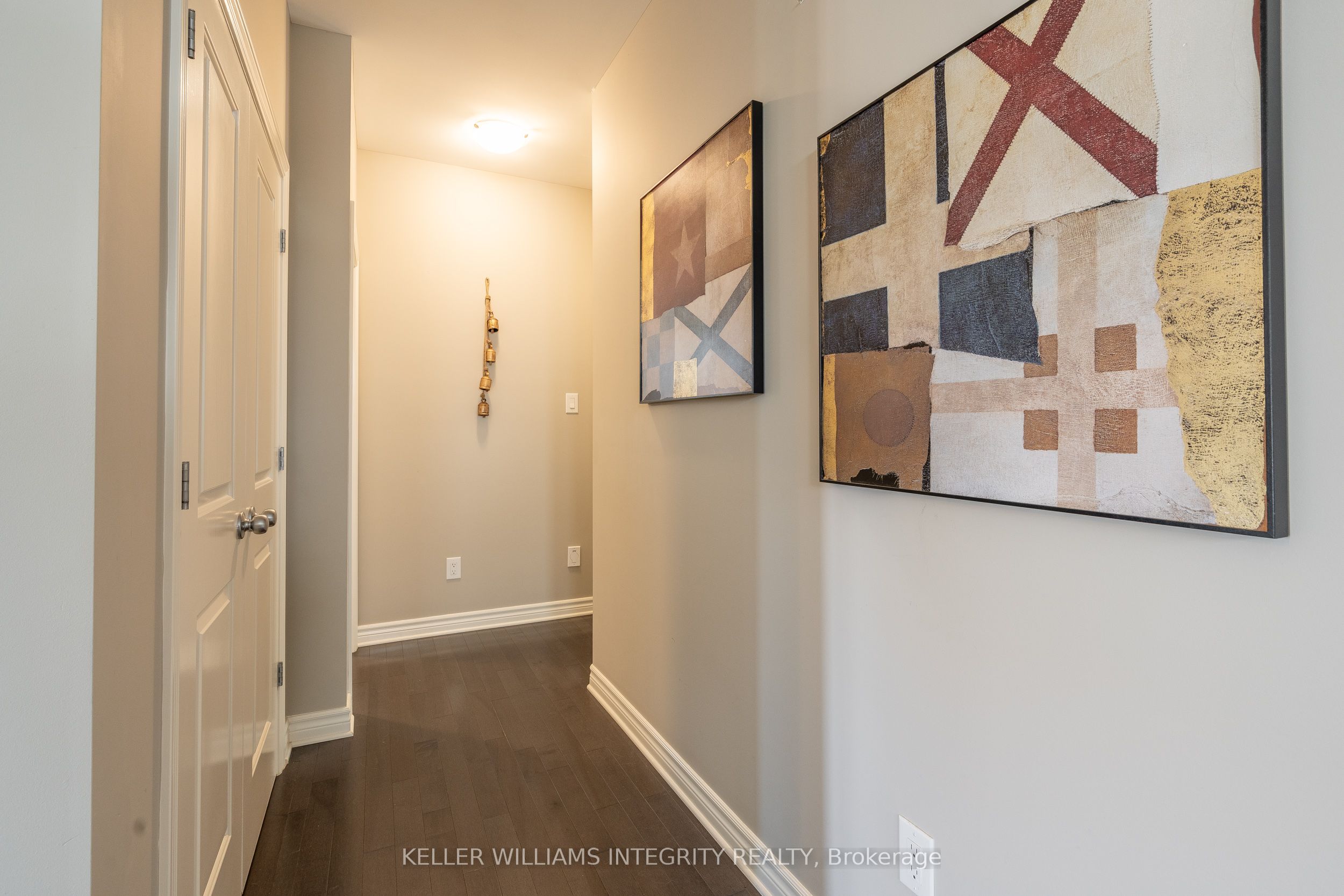 1126 Beckett Crescent