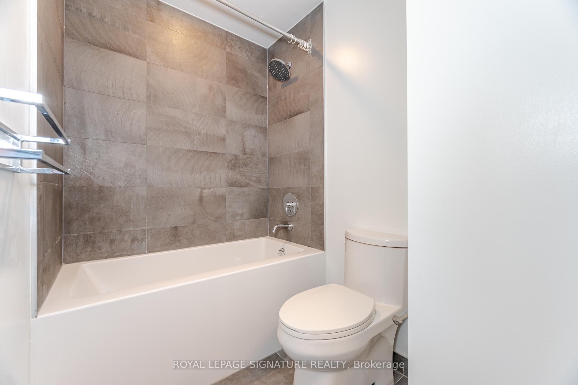 2 Bedrooms Condo at 7890 Jane, Vaughan For sale
