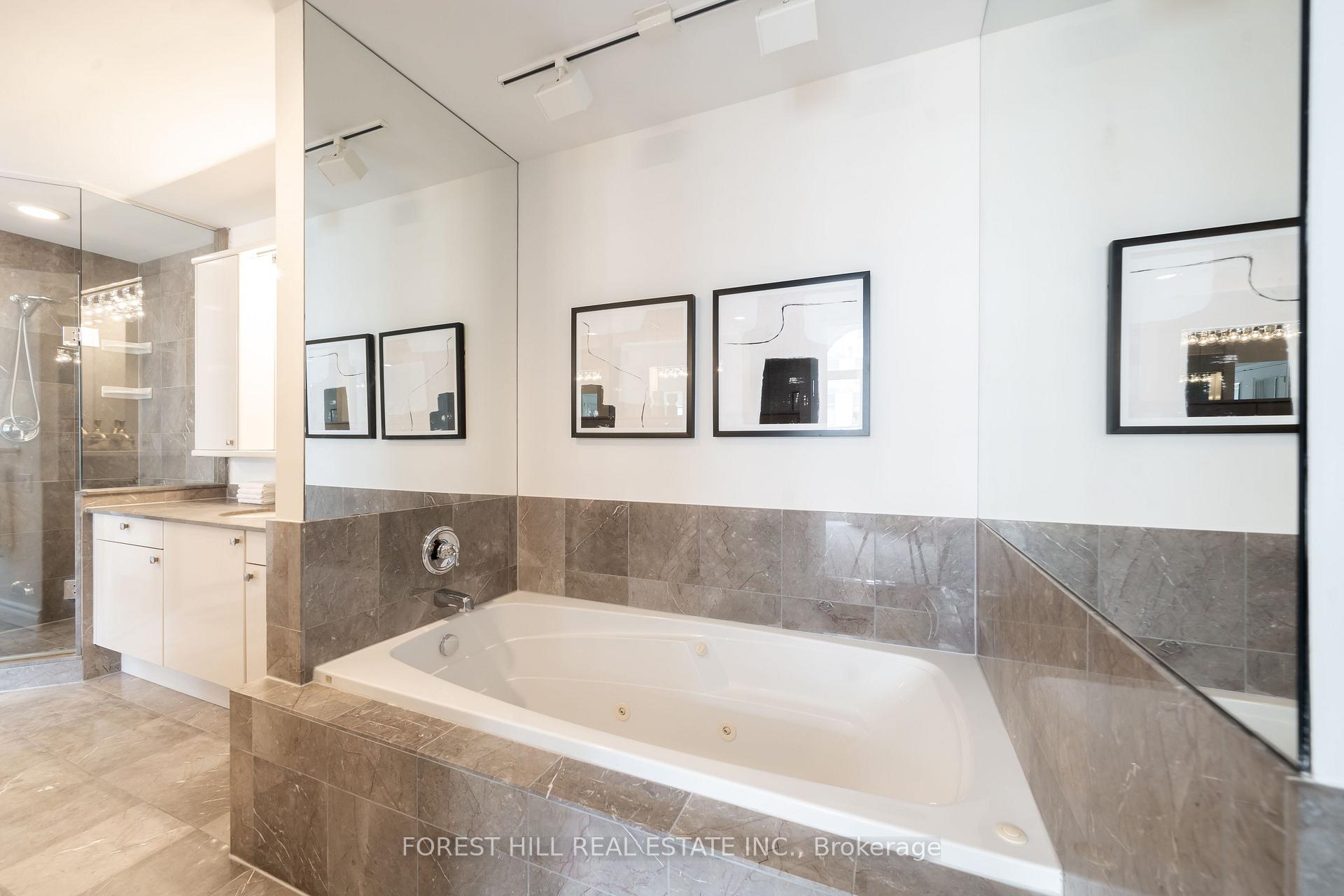 3 Bedrooms Condo at 1 Balmoral, Toronto For sale