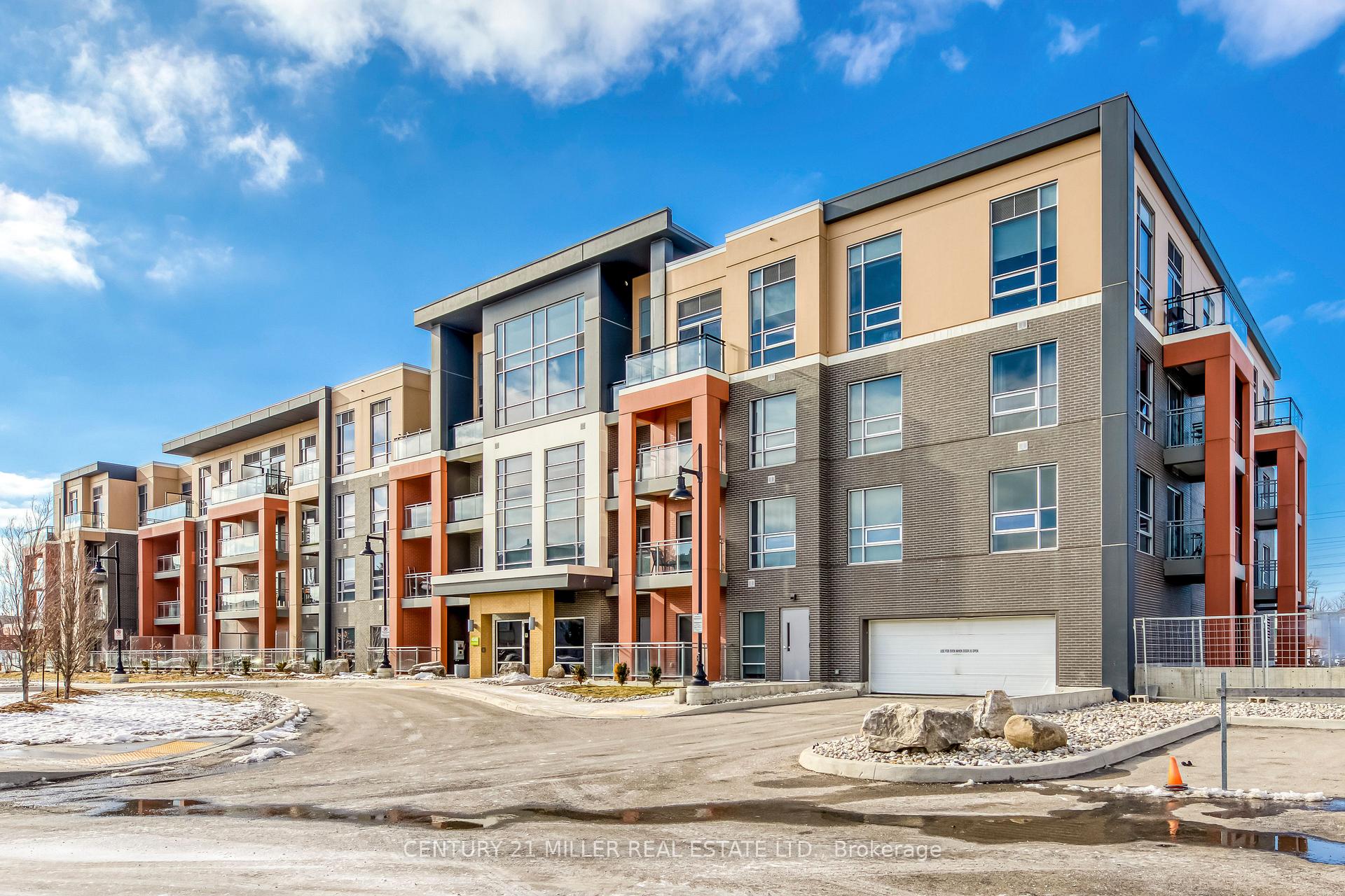 2 Bedrooms Condo at 4040 Upper Middle, Burlington For sale