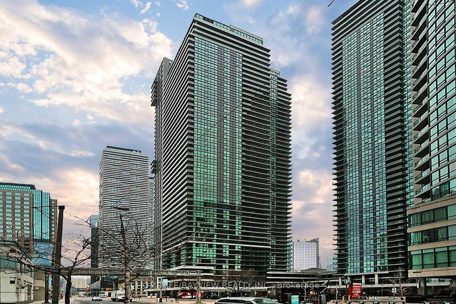 #1905 - 33 Bay Street, Toronto Unit: 1905