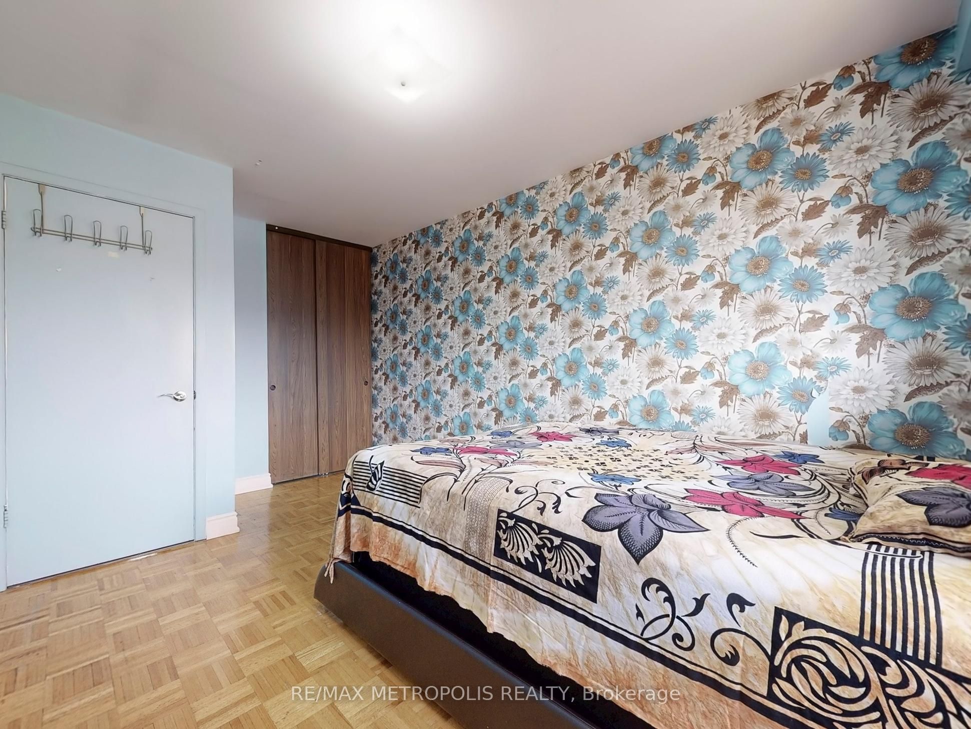 7033 Netherbrae Road, #8