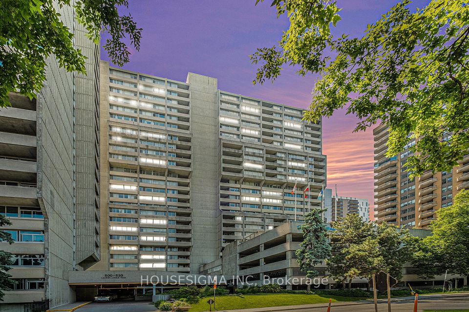530 Laurier