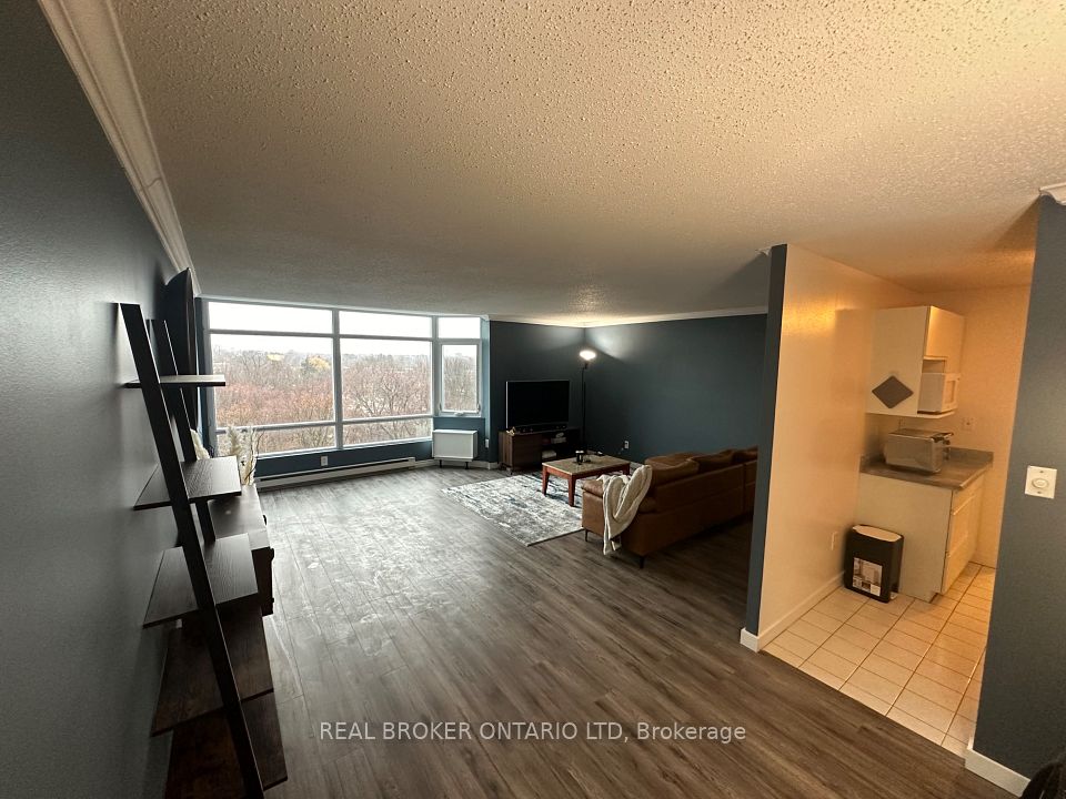 #803 - 45 Pond Mills Road, London South, ON N5Z 4W5