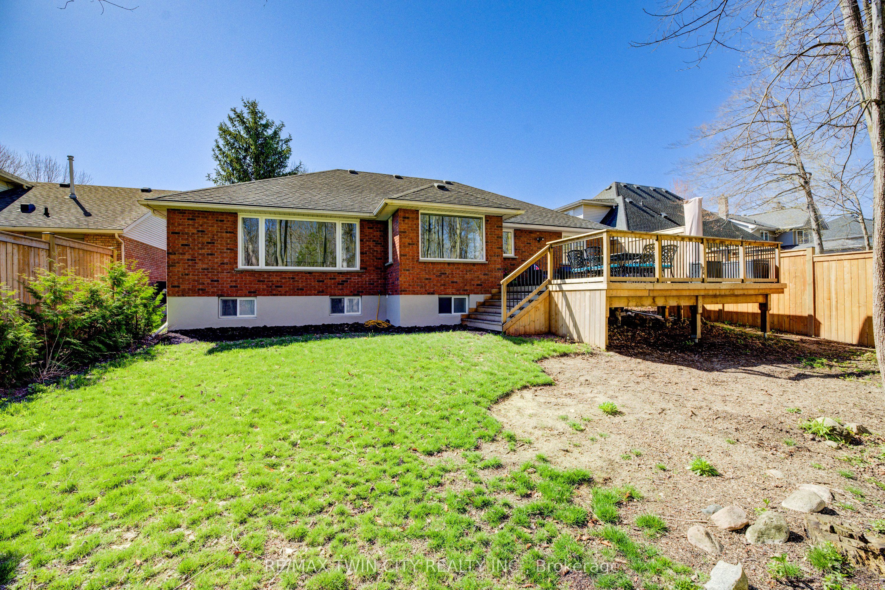 439 Northlake Drive