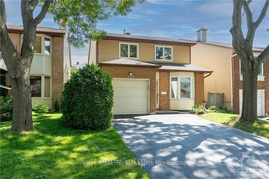 999 ALENMEDE Crescent, BritanniaHeightsQueenswayTerraceNandArea, ON K2B 8H2